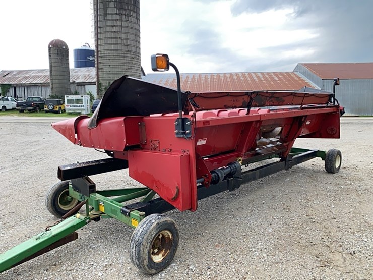 case-ih-1063-image-3