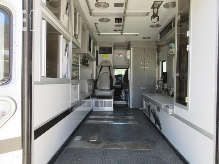 2016-kenworth-t270-image-17