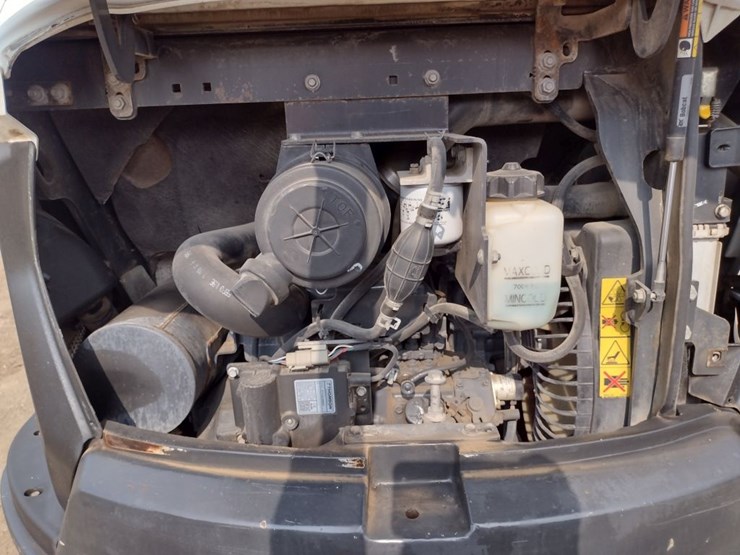 bobcat-e32-image-32
