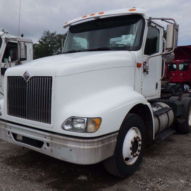2001 INTERNATIONAL 9400i
