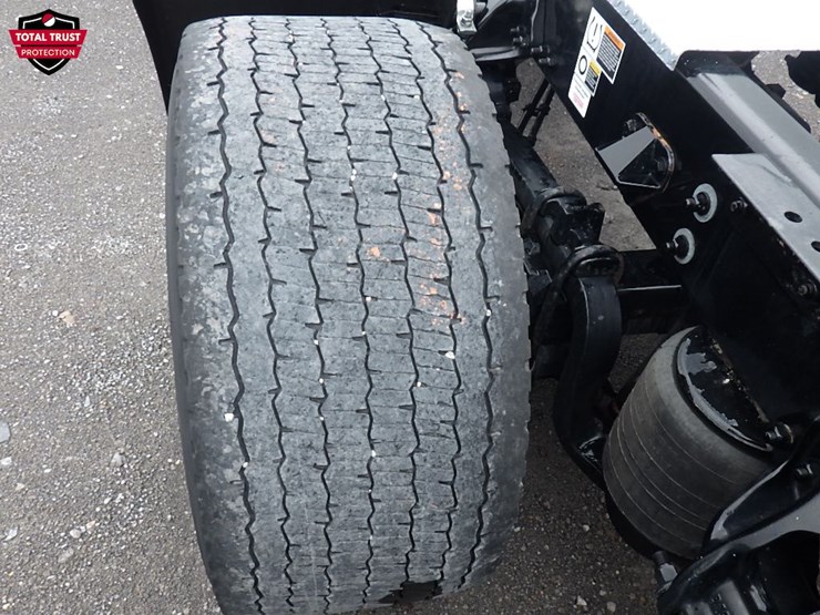 2024-kenworth-t680-image-18