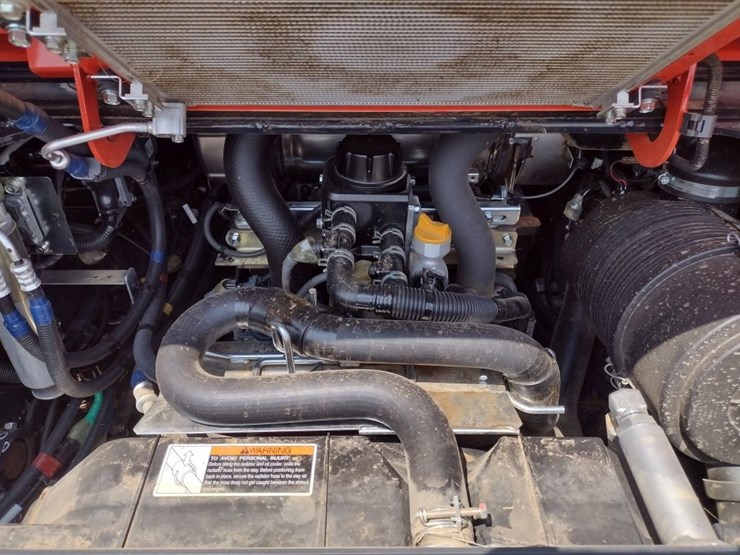 kubota-svl97-2-image-33