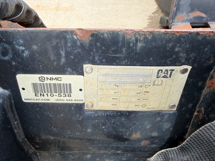 72"-skid-steer-bucket-image-7