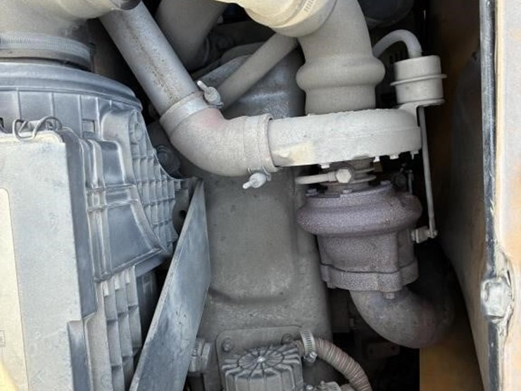 2008-caterpillar-430e-image-26