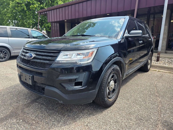2018-ford-explorer-police-interceptor-image-57