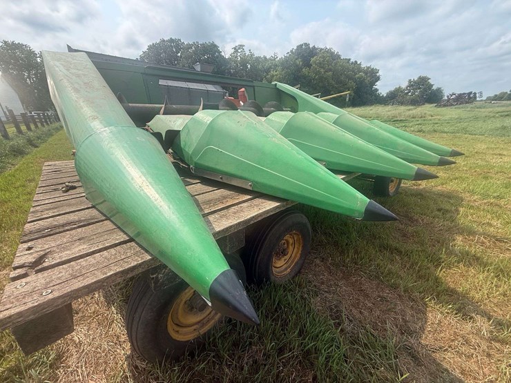 john-deere-443-image-3
