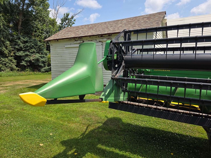 2013-john-deere-630f-image-23