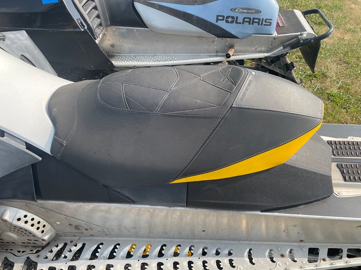 #2383-•-2009-skidoo-renegade-600ho-etec-snowmobile-image-15