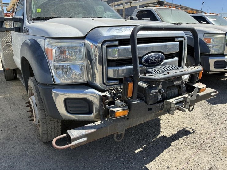 2012-ford-f450-image-11