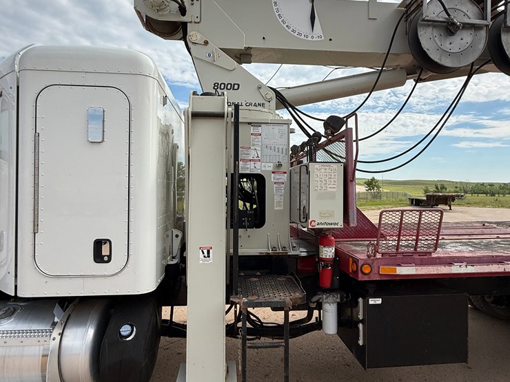 2015-peterbilt-365-image-9