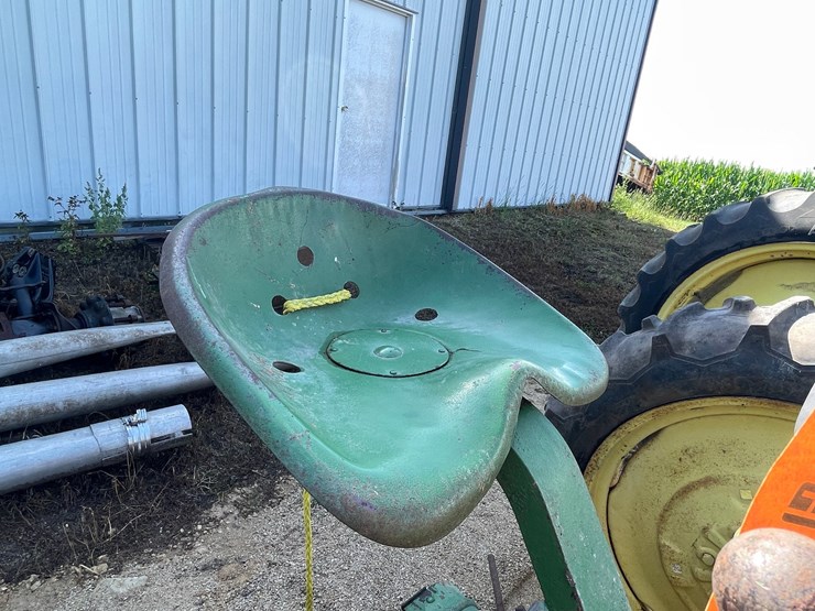 john-deere-h-image-35
