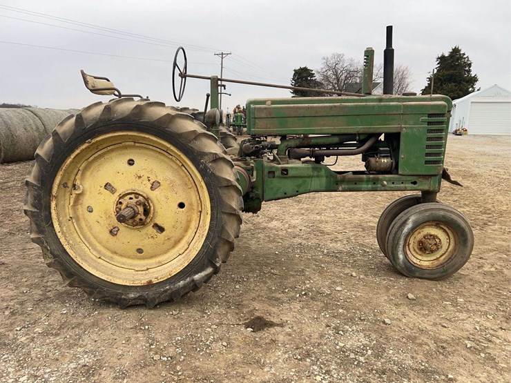 john-deere-model-b-image-6