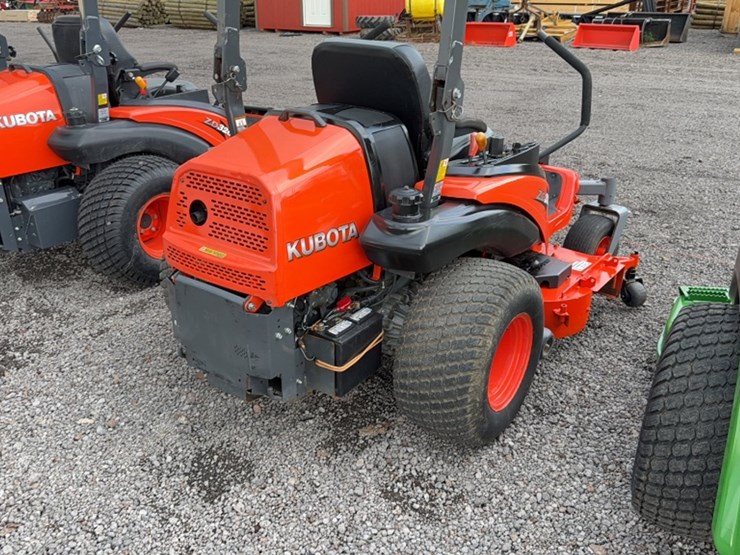 kubota-zd331-image-8