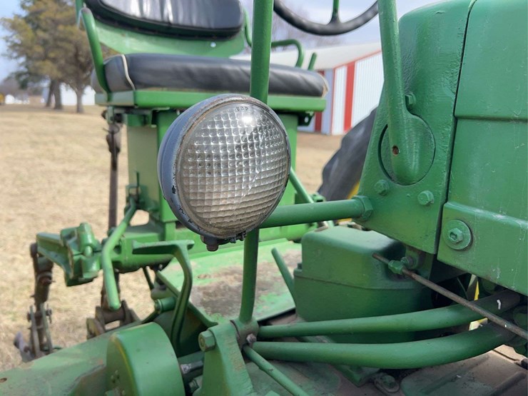 john-deere-50-image-28