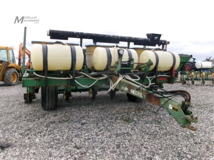 1989-john-deere-7240-image-3