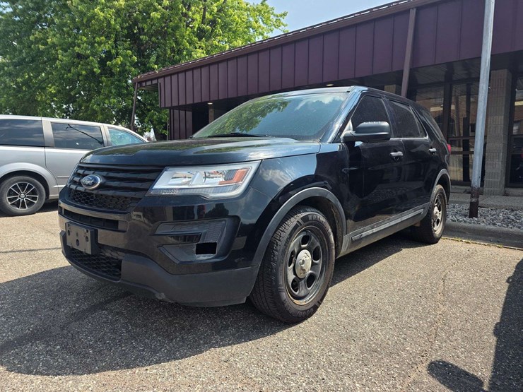 2018-ford-explorer-police-interceptor-image-1