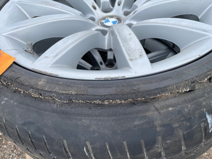 #4561-•-(4)-bmw-5-bolt-rims-with-tires-image-14