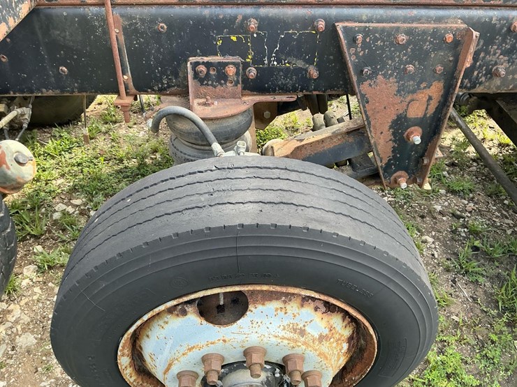 1994-mack-rd688s-image-47