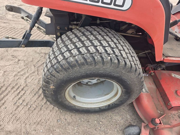 2005-massey-ferguson-gc2300-image-18