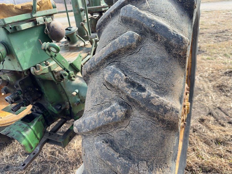 john-deere-a-image-14