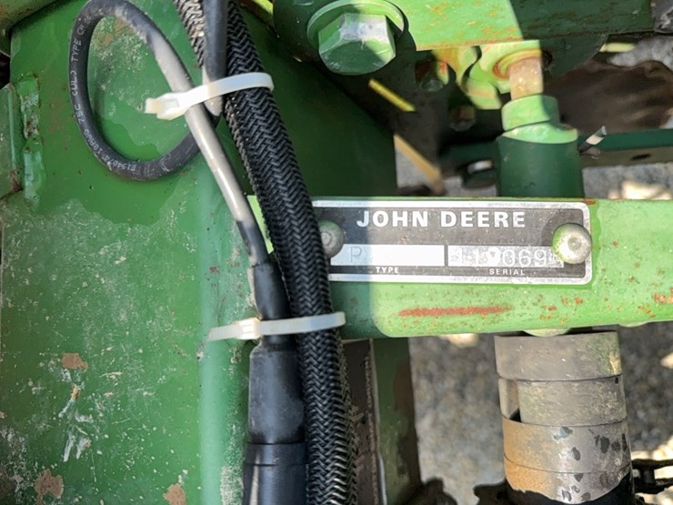 john-deere-7000-image-27