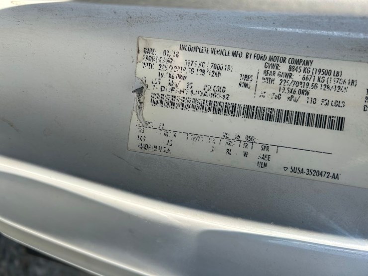 18-ford-f550-image-5