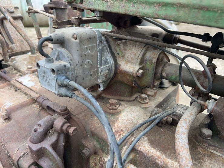 john-deere-model-b-image-25
