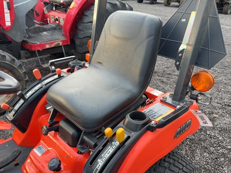 #3031-•-kubota-bxz230-tractor-image-14