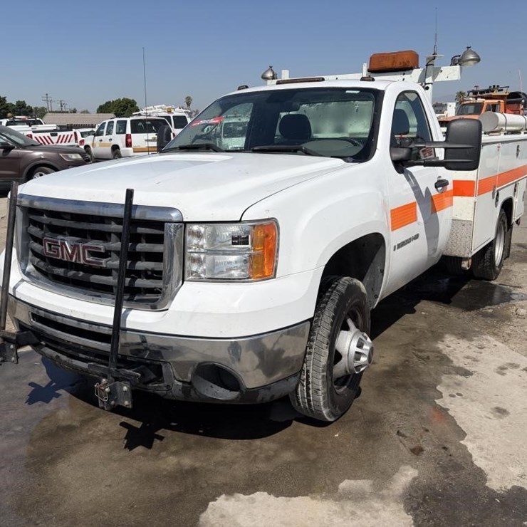 2008 GMC SIERRA 3500HD
