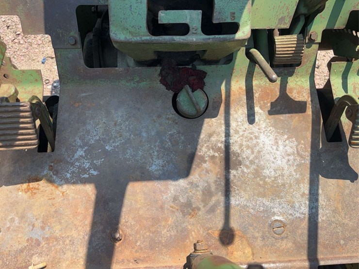 john-deere-630-image-60