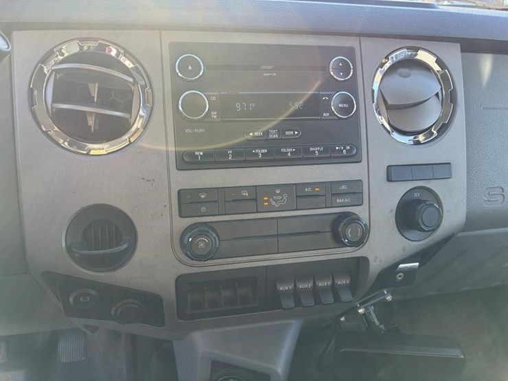 2016-ford-f650-xlt-image-20