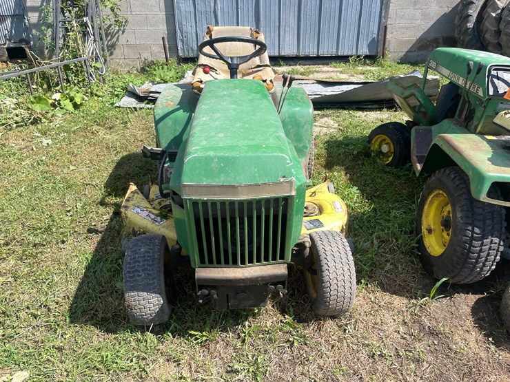 john-deere-318-image-2