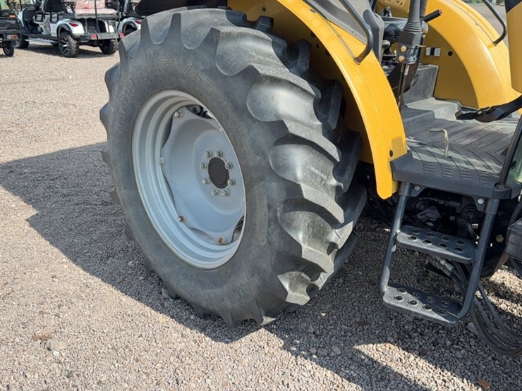 #3024-•-massey-ferguson-mf3635-tractor-image-7
