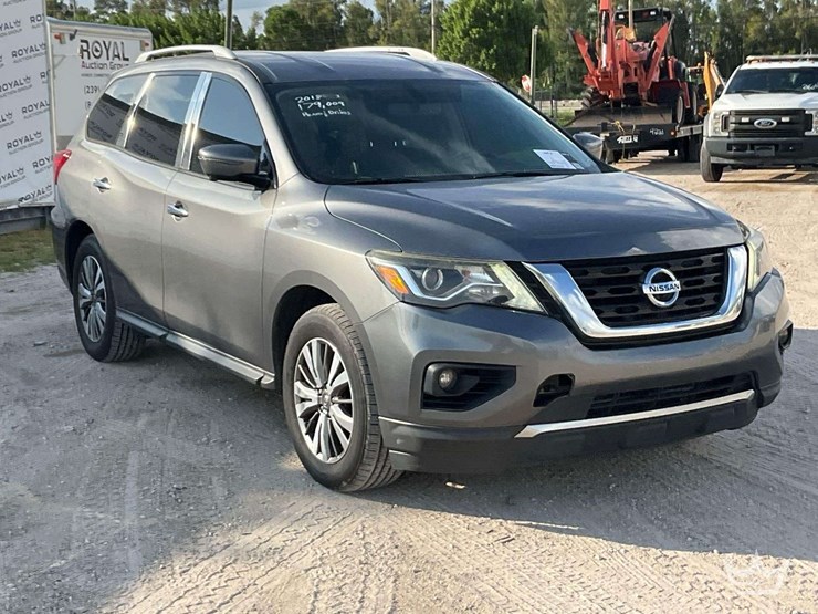 2018-nissan-pathfinder-image-1