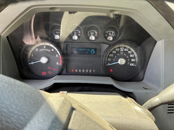2015-ford-f450-image-22