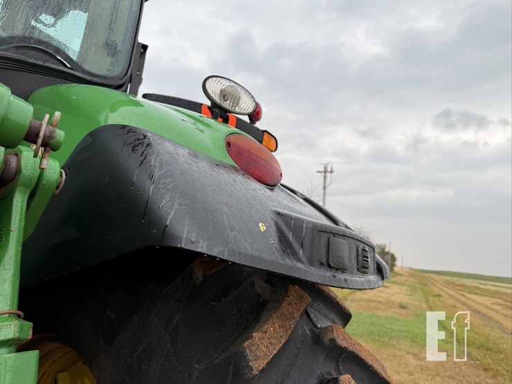 2012-john-deere-7230r-image-26