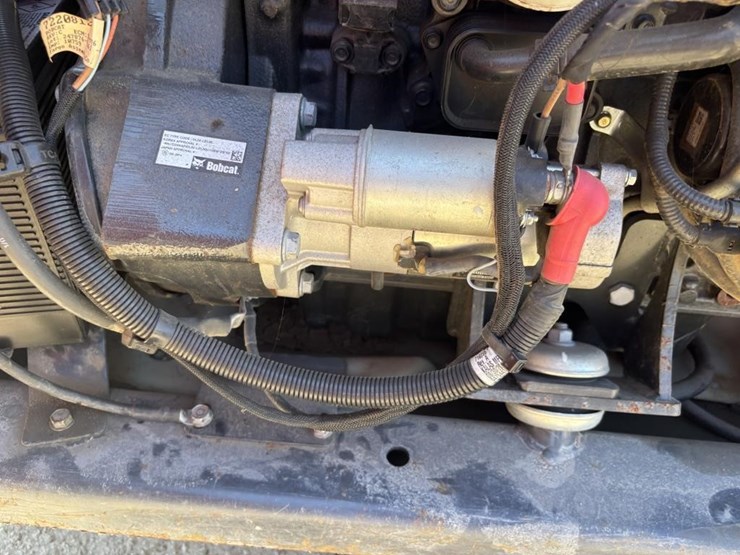 2019-bobcat-t595-image-38