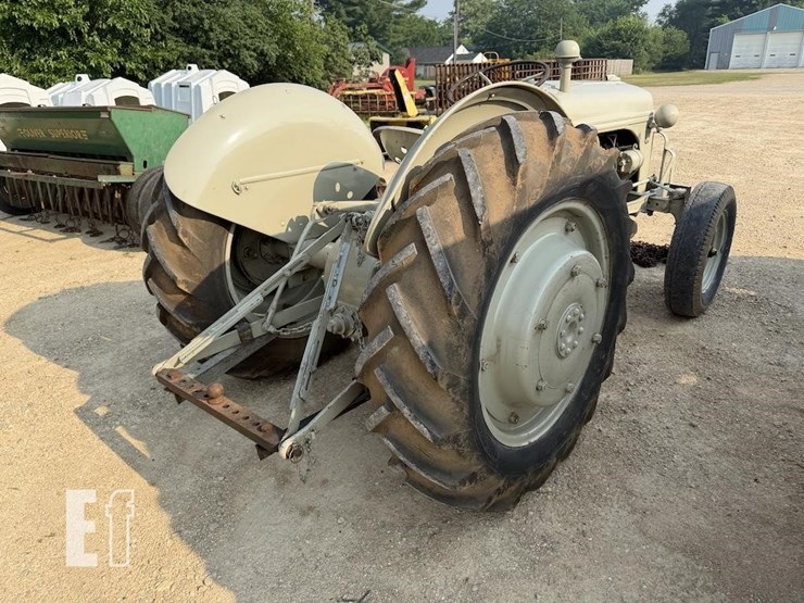 ford-8n-image-6