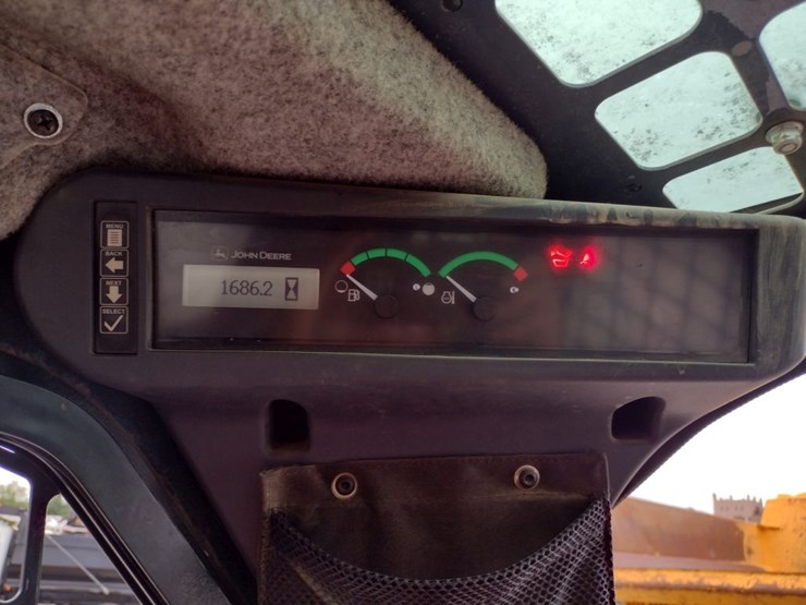 deere-331g-image-7