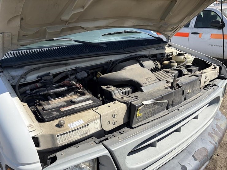 2002-ford-e350-sd-image-8