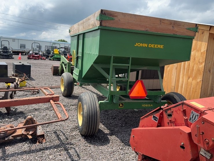 1065-john-deere-1065a-image-7