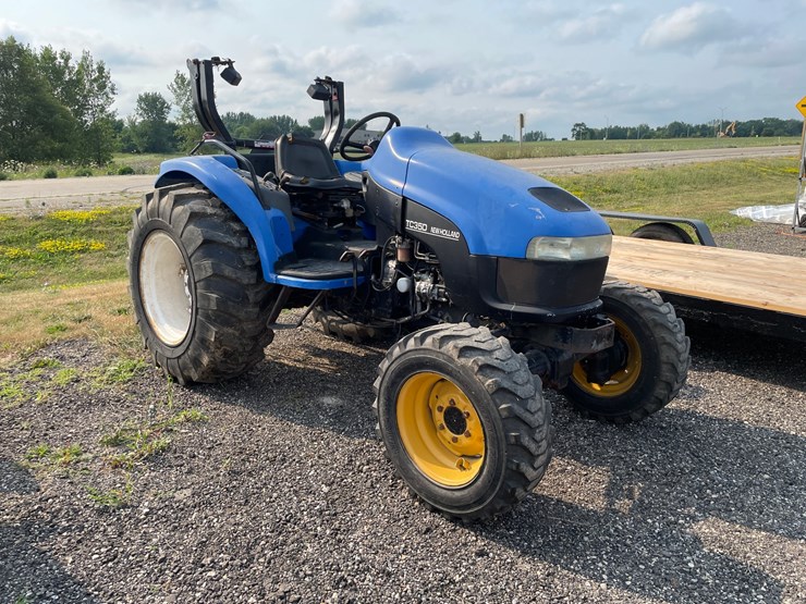 new-holland-tc35d-image-3