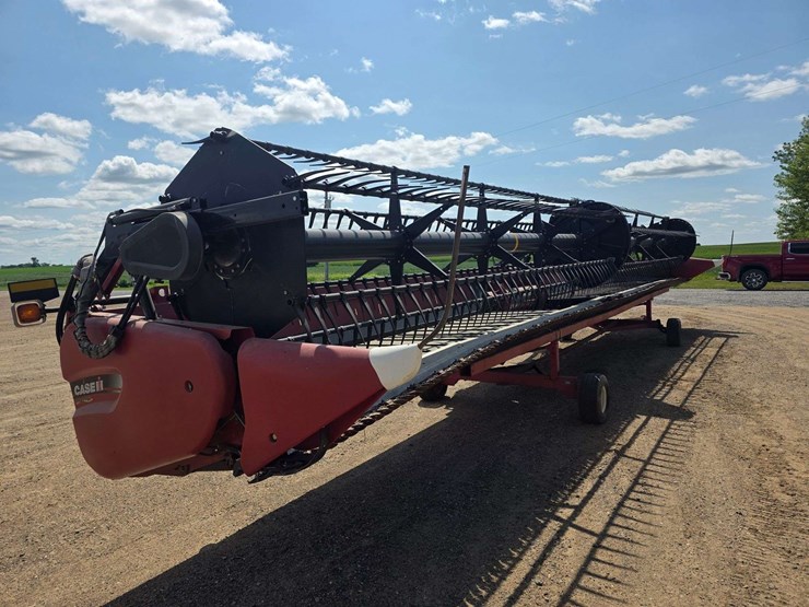 2014-case-ih-3162-image-24