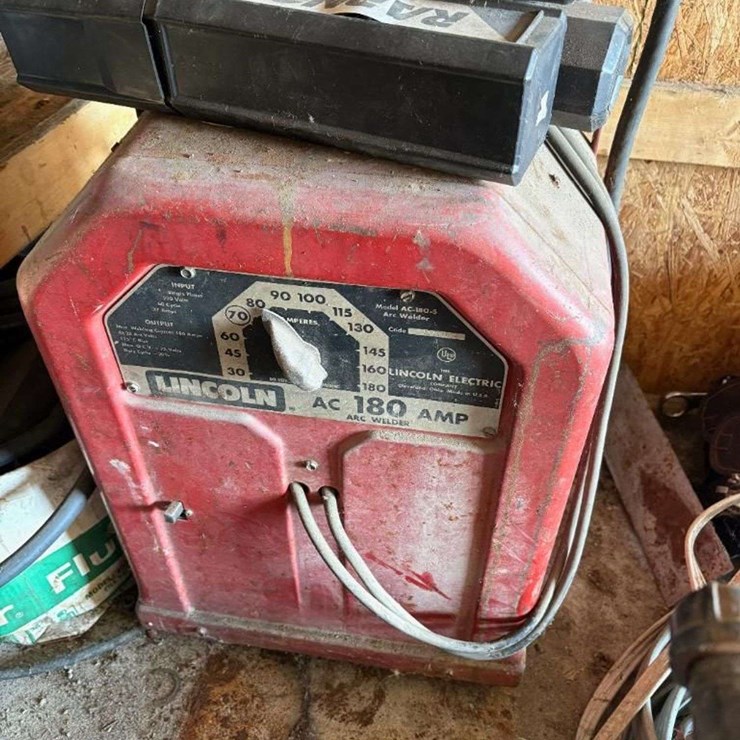 Lincoln 180 Arc Welder with rod