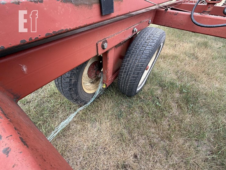 hesston-3991-image-13