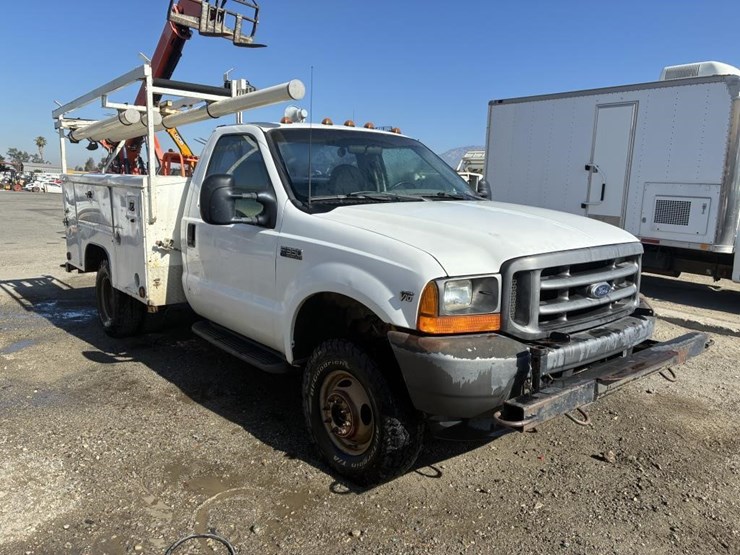 2001-ford-f350-image-2