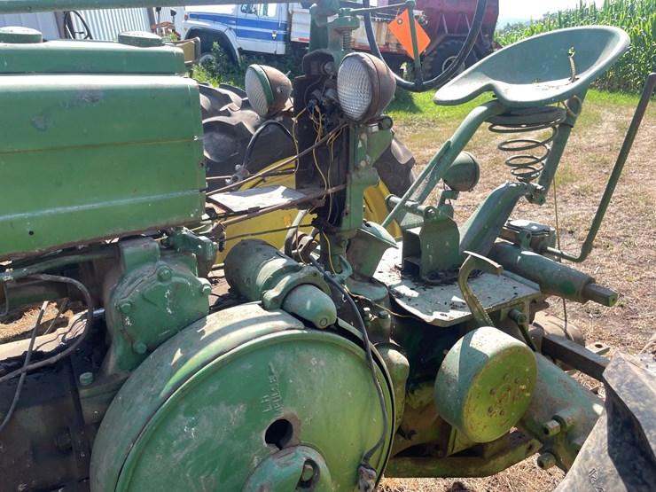 john-deere-a-image-11