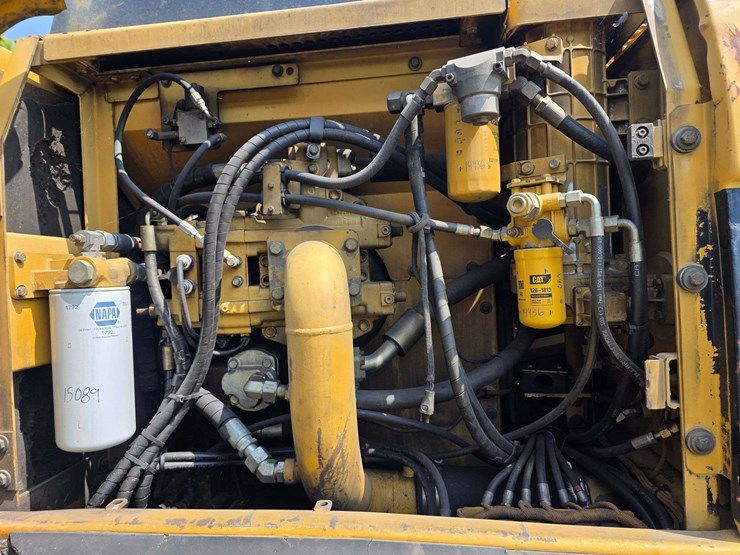2002-caterpillar-330cl-image-39