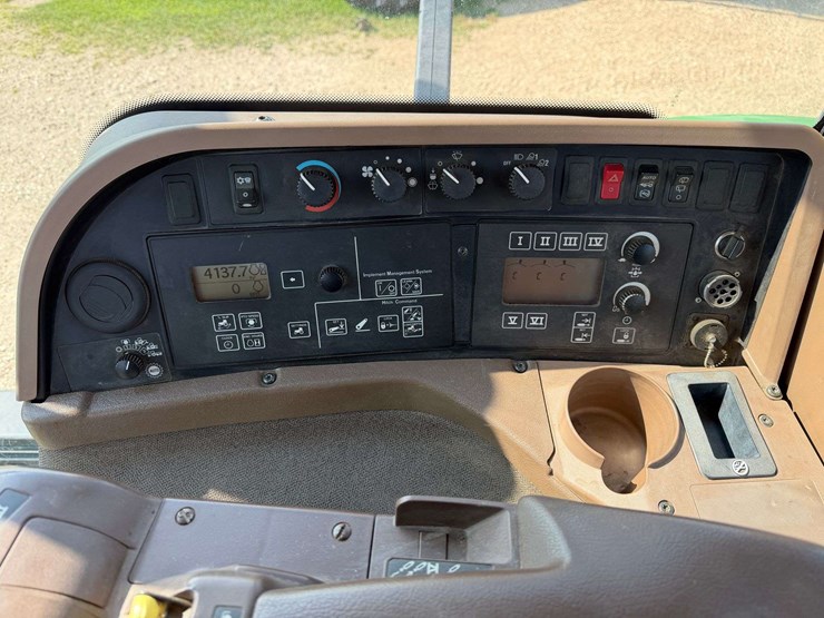 2005-john-deere-7820-image-55