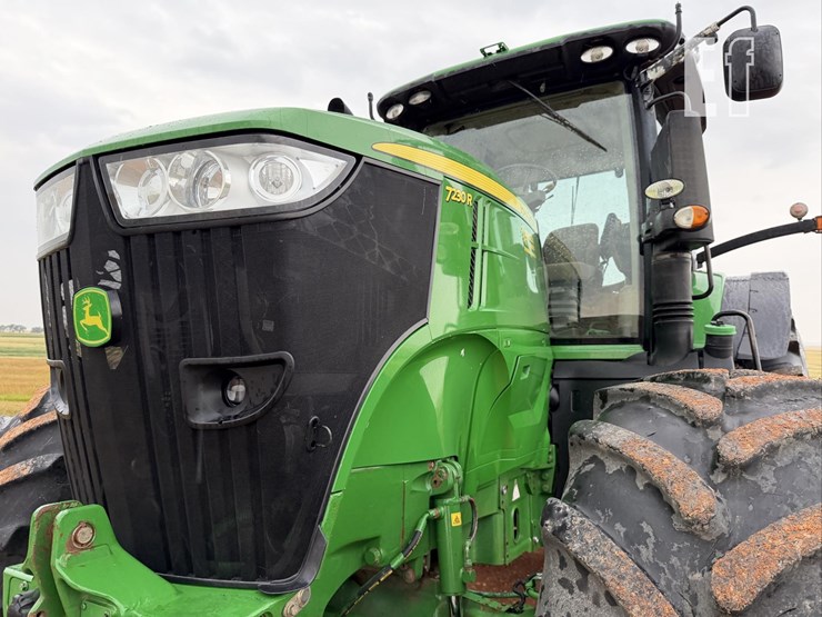 2012-john-deere-7230r-image-43